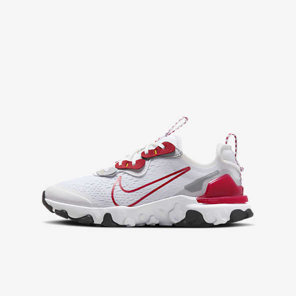 Red and white nike reacts hotsell